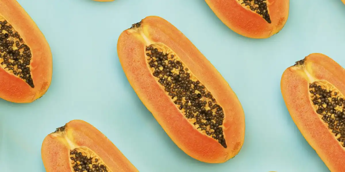 Foods rich in antioxidants like berries and spinach to help support brain health and fight Alzheimer’s