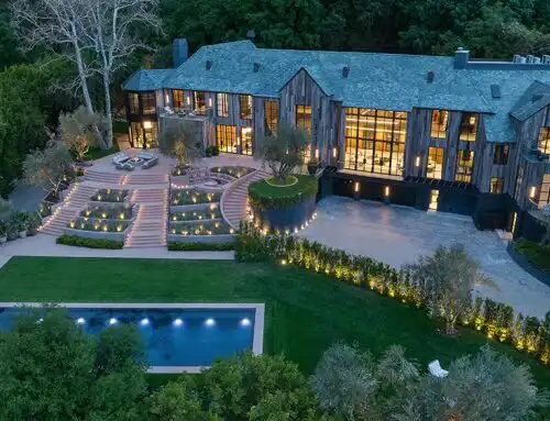 A stunning aerial view of 2650 Benedict Luxury Real Estate